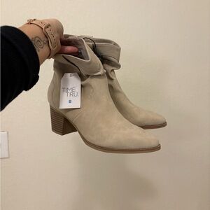 Shorty Cowgirl boots